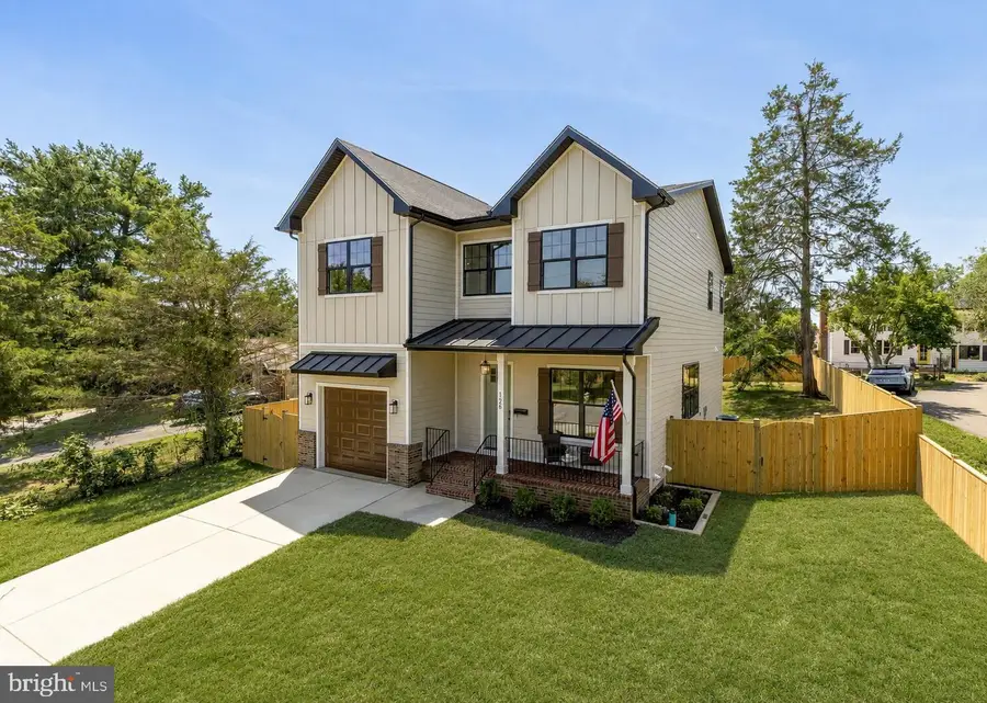 126 Longview Dr, Alexandria, VA 22314 - #3