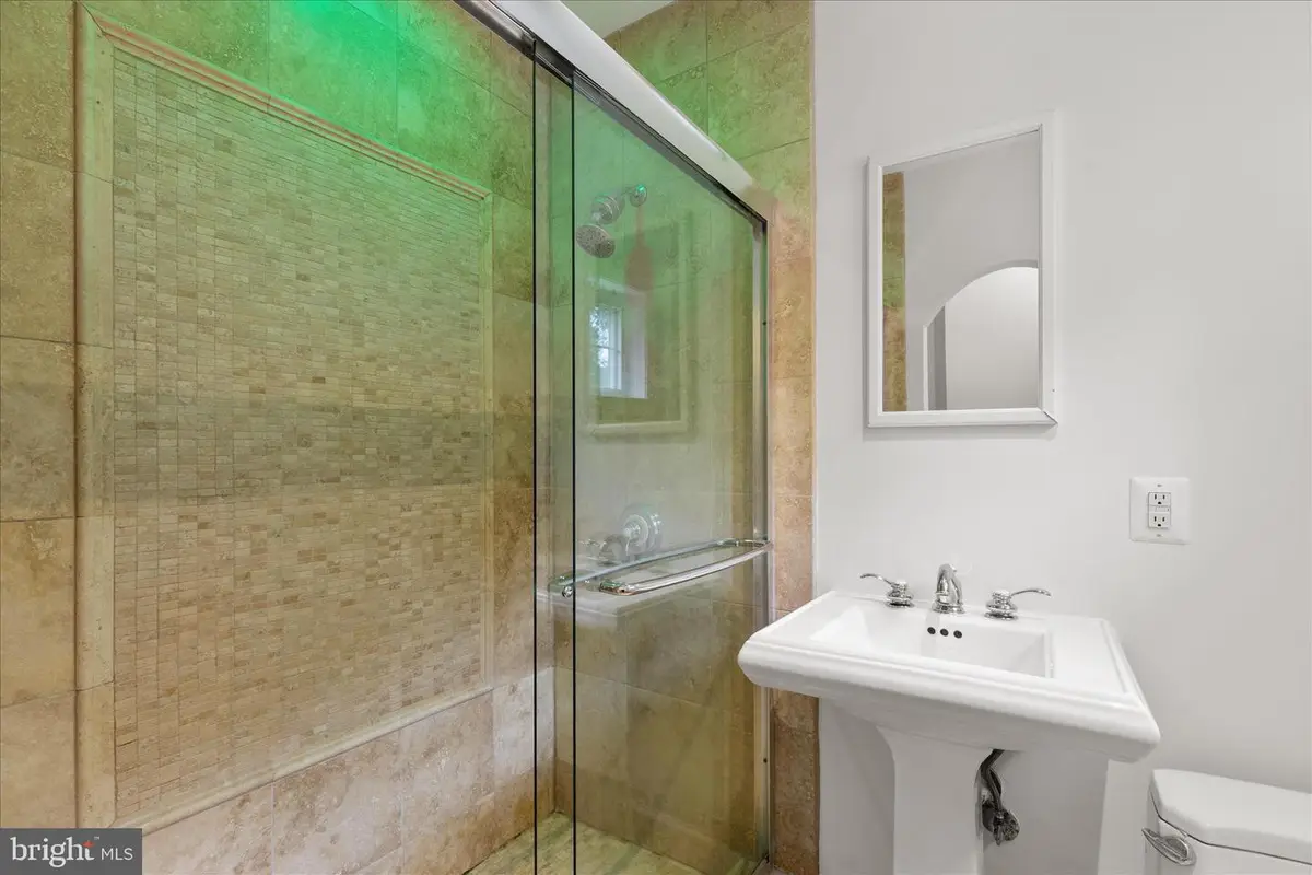 3498 Martha Custis Dr #317, Alexandria, VA 22302 - #1