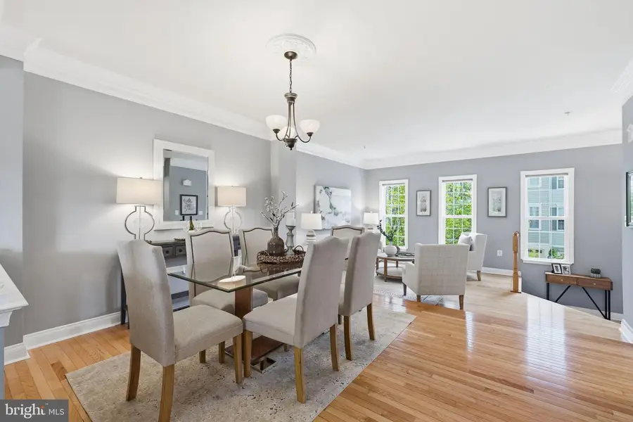 111 Lake Cook Dr, Alexandria, VA 22304 - #3