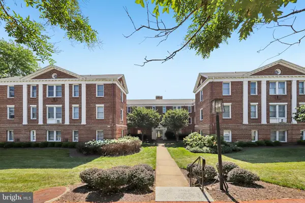 906 S Washington St #207, ALEXANDRIA, VA 22314