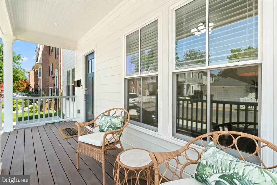 26 W Chapman St, Alexandria, VA 22301 - #3