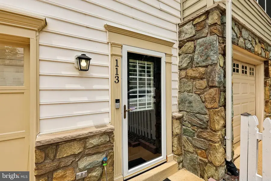 113 Meadows Ln, Alexandria, VA 22304 - #2