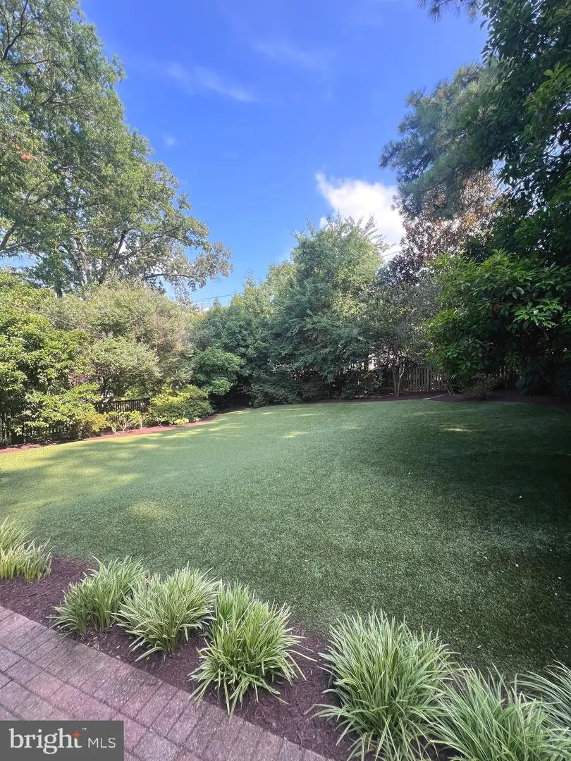 432 Argyle Dr, Alexandria, VA 22305 - #2