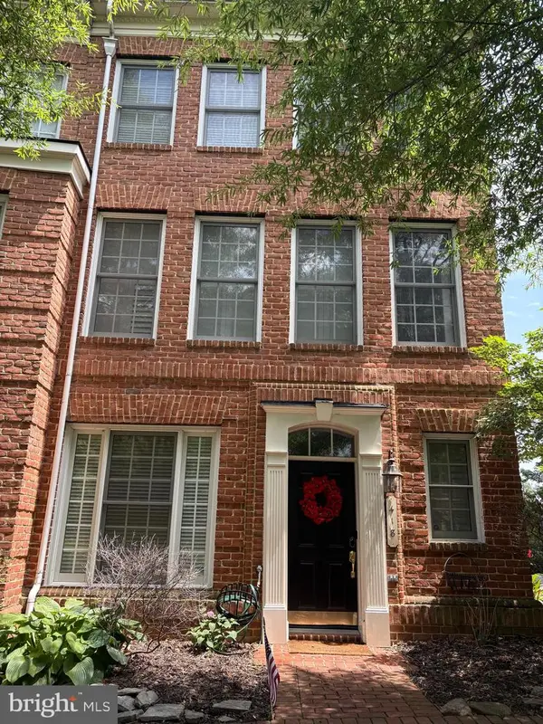 418 Ferdinand Day Dr, ALEXANDRIA, VA 22304