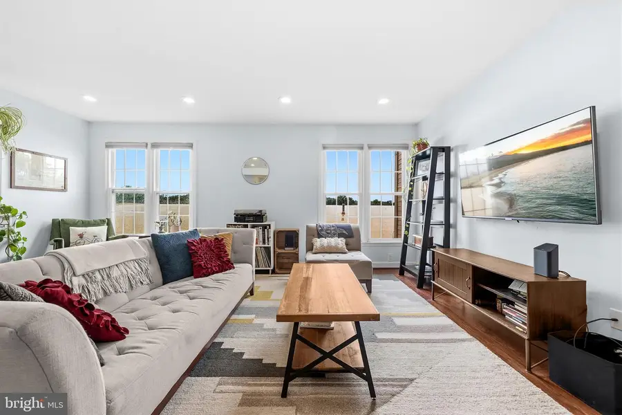 87 Fendall Ave, Alexandria, VA 22304 - #3