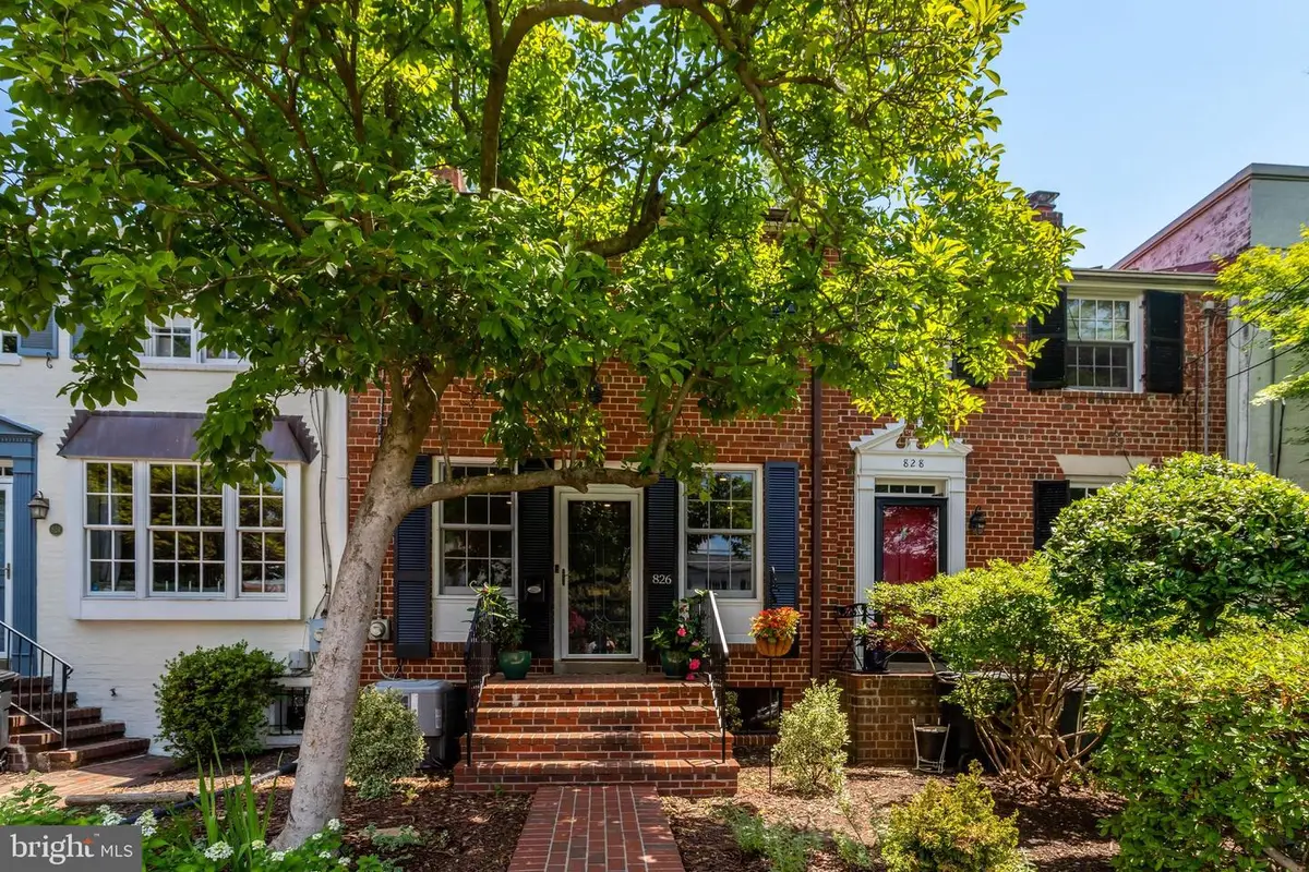 826 S Royal St, Alexandria, VA 22314 - #1