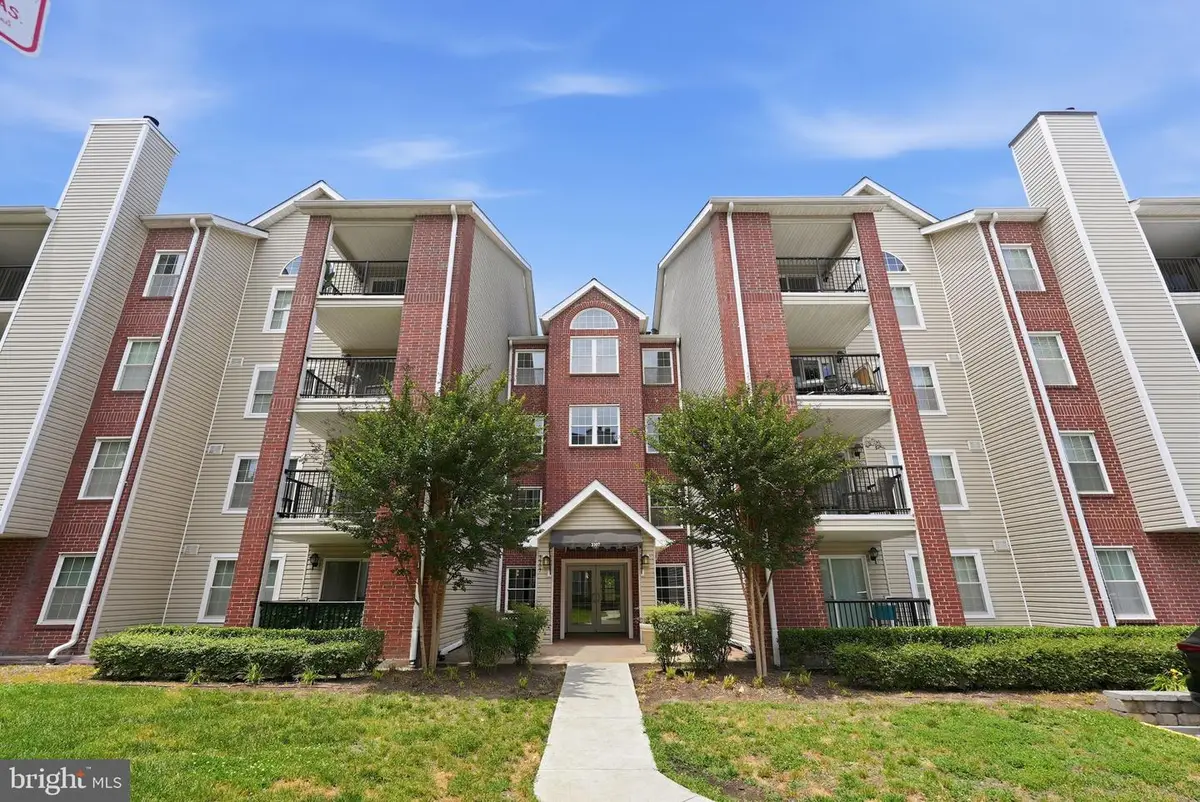 3307 Wyndham Cir #2158, Alexandria, VA 22302 - #1