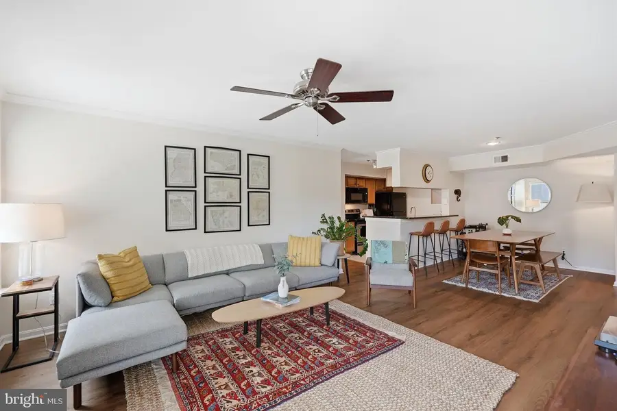 3307 Wyndham Cir #2158, Alexandria, VA 22302 - #2
