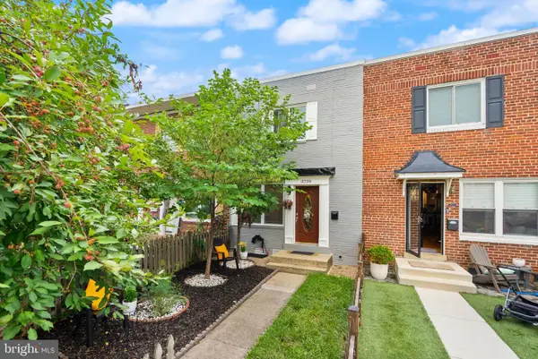3739 Mark Dr, ALEXANDRIA, VA 22305