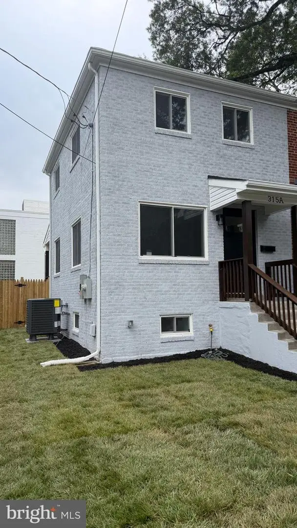 315 E Raymond Ave #a, Alexandria, VA 22301 - #1