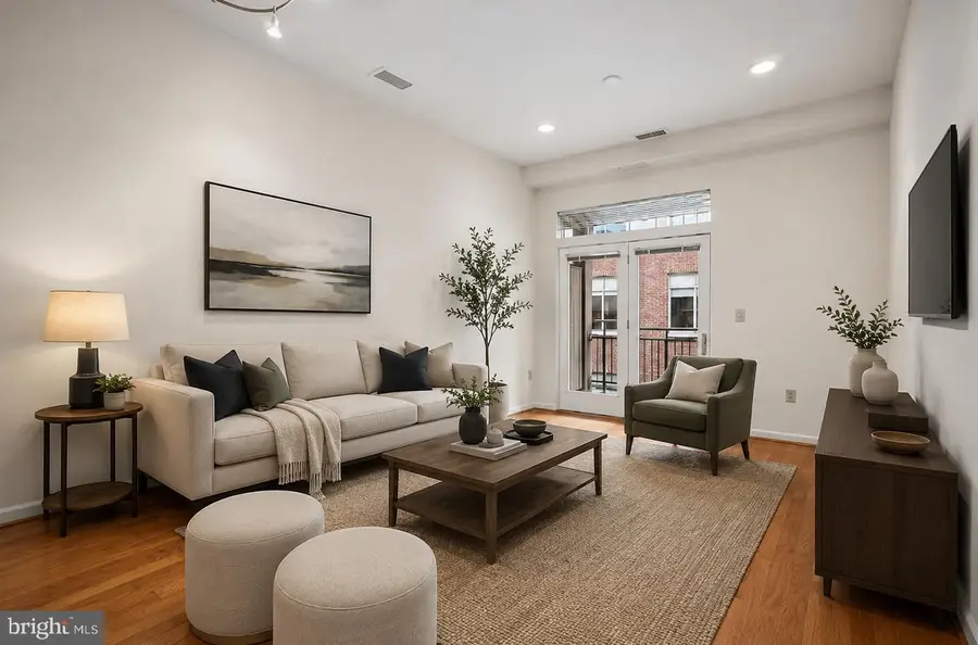 309 Holland #327, Alexandria, VA 22314 - #3