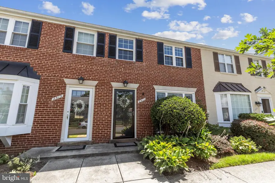 2511 N Dearing St, Alexandria, VA 22302 - #2