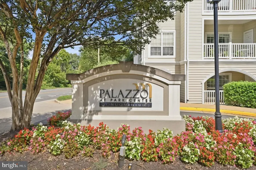 4550 Strutfield Ln #2403, Alexandria, VA 22311 - #3