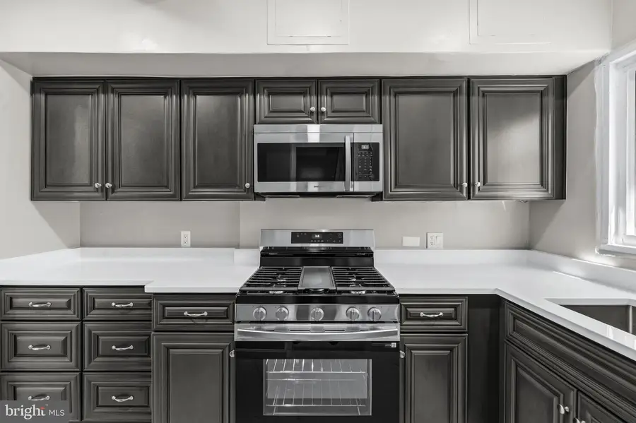 3721 Lyons Ln, Alexandria, VA 22302 - #2
