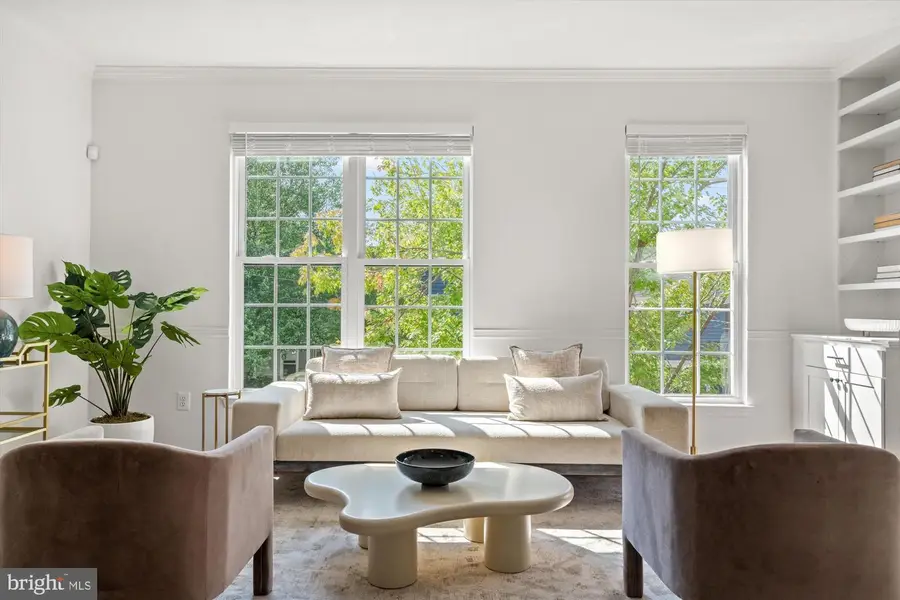 3825 Elbert Ave, Alexandria, VA 22305 - #2
