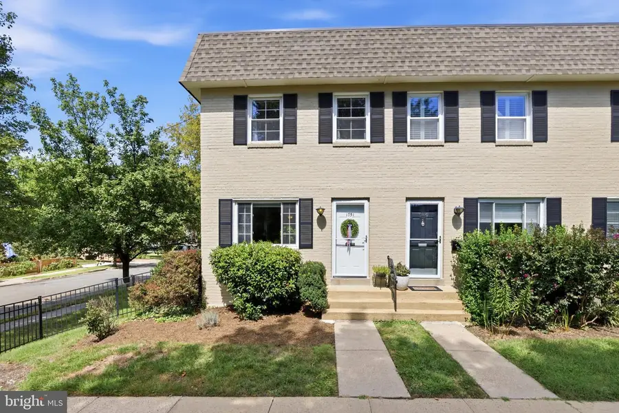 1751 N Cliff St, Alexandria, VA 22301 - #3