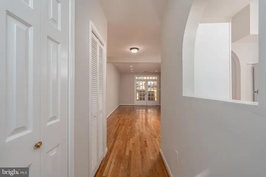 203 S Payne St, Alexandria, VA 22314 - #3