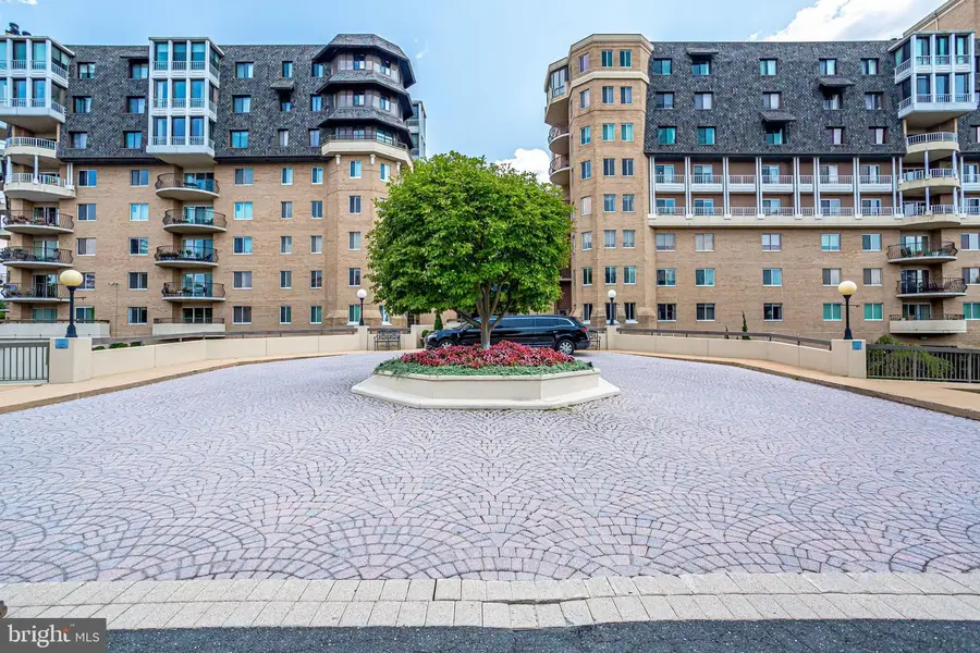 1250 S Washington St #703, Alexandria, VA 22314 - #2