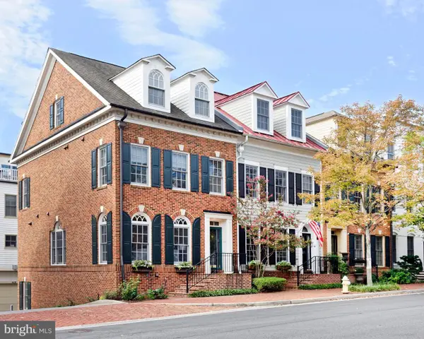 412 Oronoco St, ALEXANDRIA, VA 22314