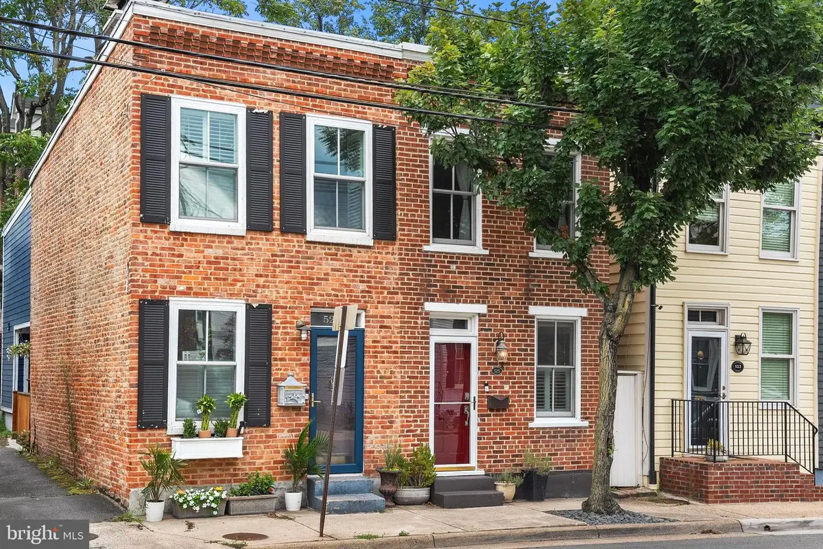 525 N Patrick St, Alexandria, VA 22314 - #1