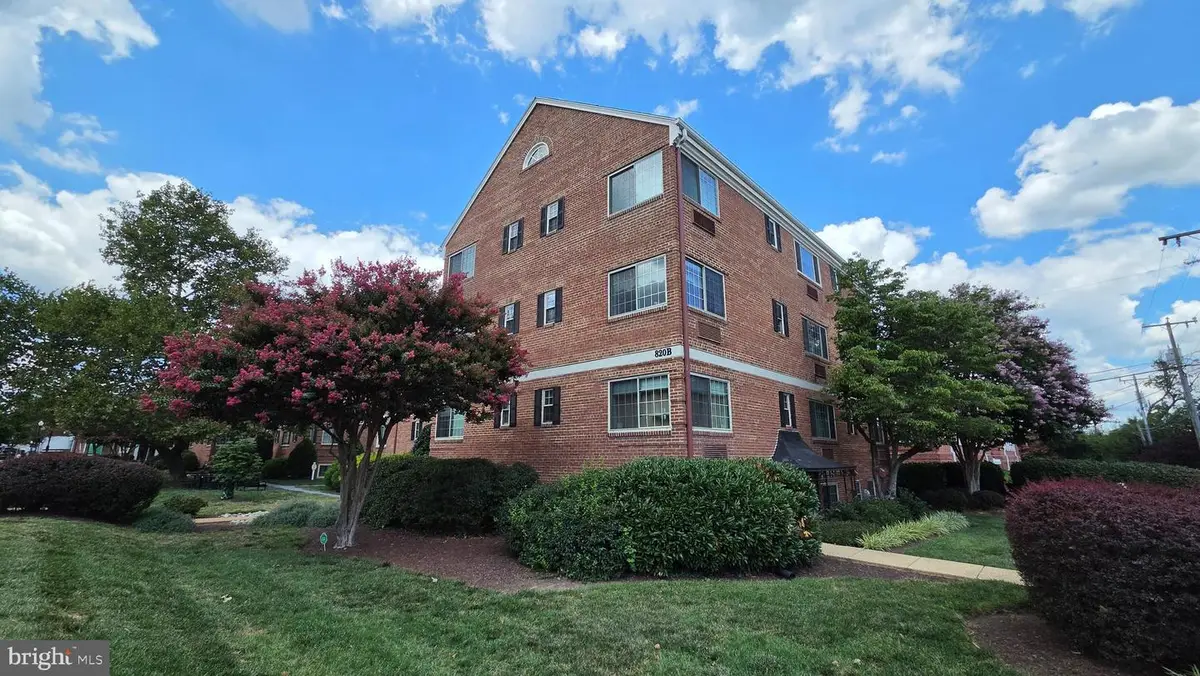 820-b S Washington St #227, Alexandria, VA 22314 - #1