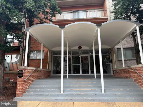 5851 Quantrell Ave #105, ALEXANDRIA, VA 22312