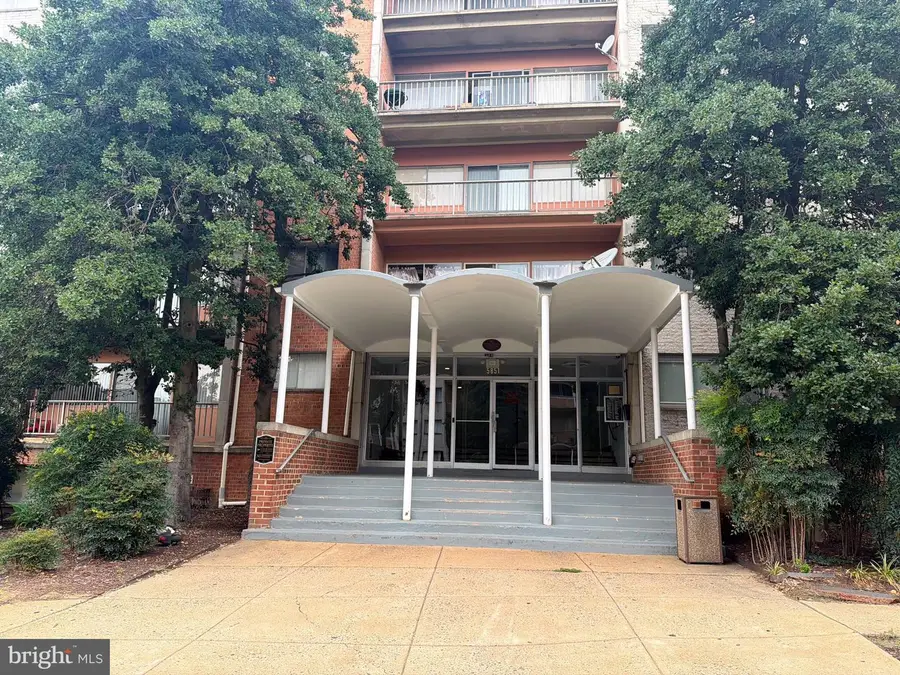 5851 Quantrell Ave #105, Alexandria, VA 22312 - #3