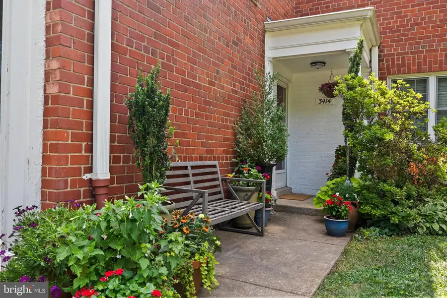 3414 Gunston Rd, Alexandria, VA 22302 - #2