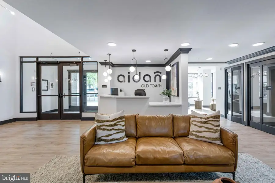 701 N Henry St #204, Alexandria, VA 22314 - #3