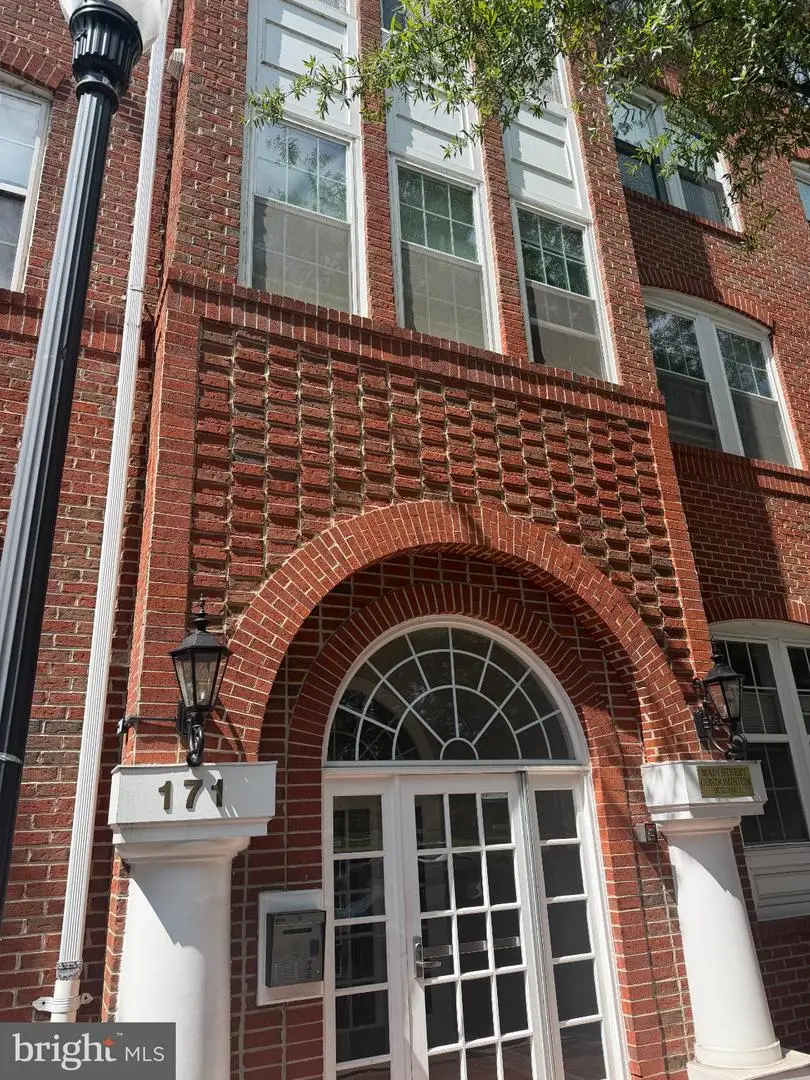 171 Somervelle St #404, Alexandria, VA 22304 - #2
