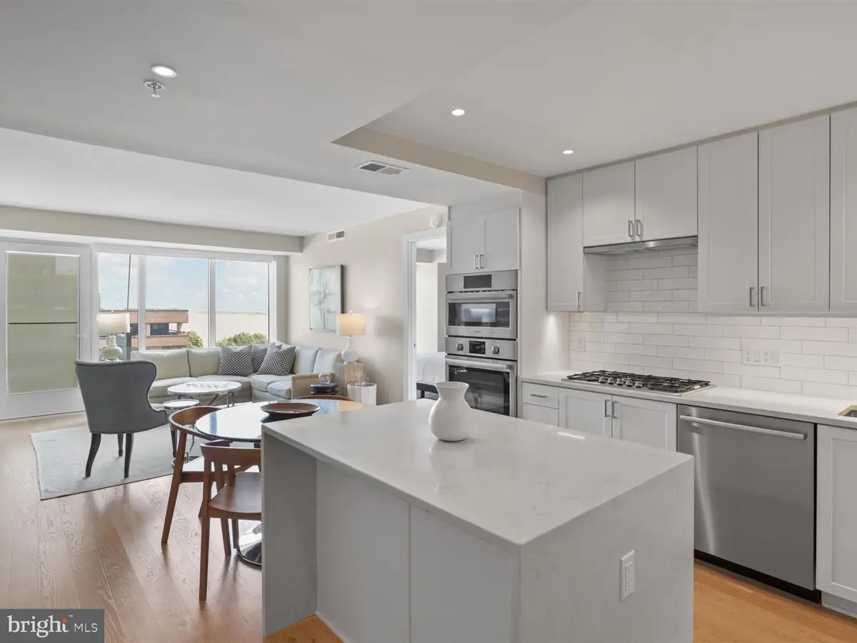 925 N Fairfax St #704, Alexandria, VA 22314 - #1