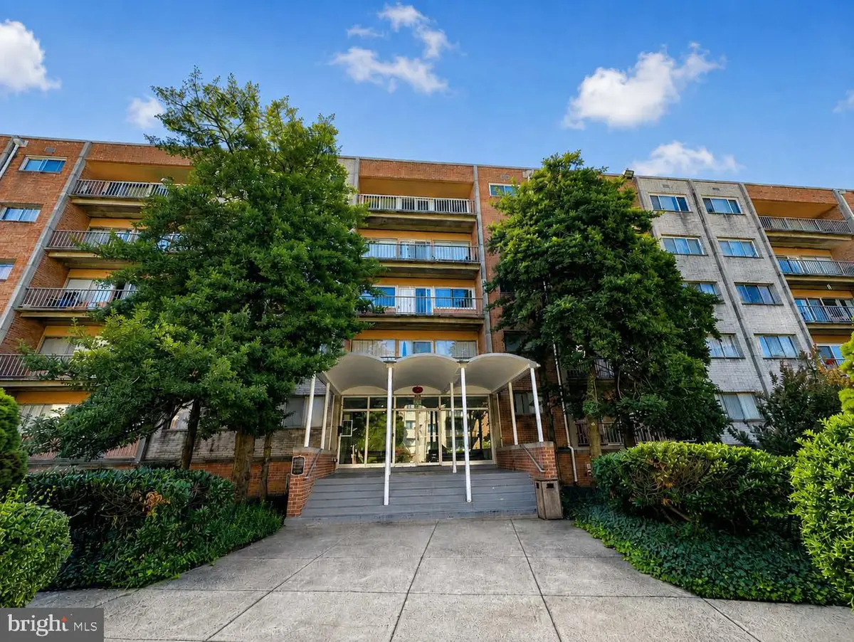 5831 Quantrell Ave #t2, Alexandria, VA 22312 - #1