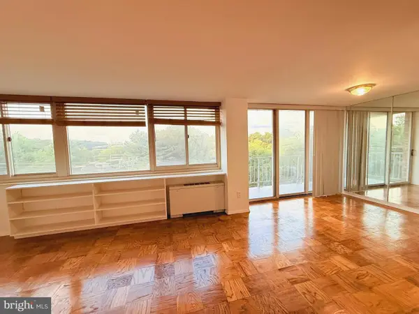 4520 King St #407, ALEXANDRIA, VA 22302