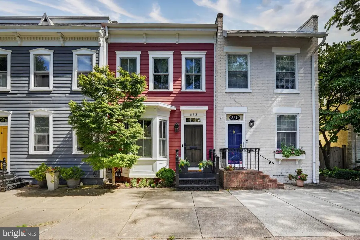 533 N Columbus St, Alexandria, VA 22314 - #1