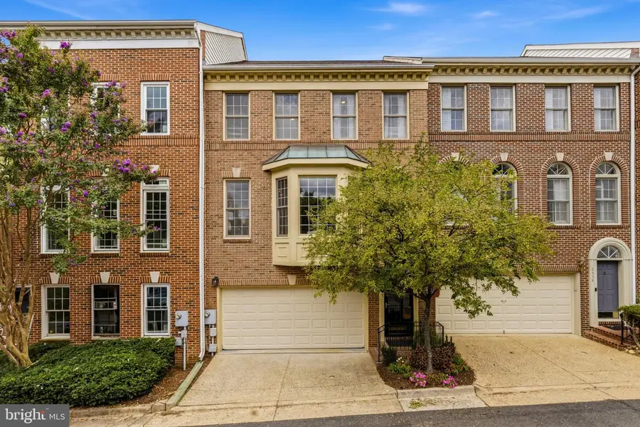 2536 Gadsby Pl, Alexandria, VA 22311 - #2