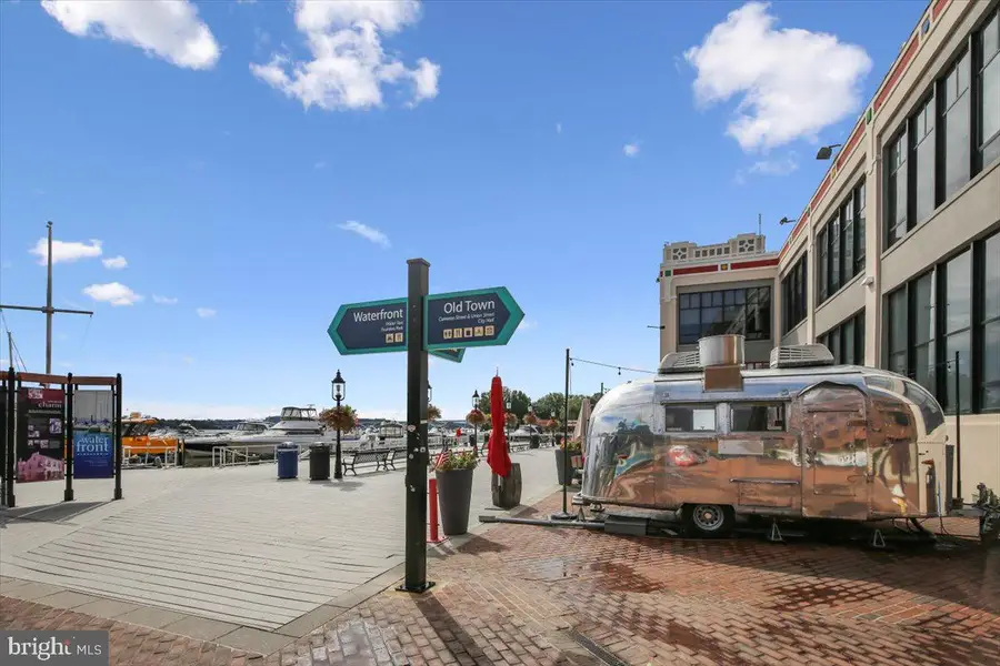 400 Madison St #1804, Alexandria, VA 22314 - #3
