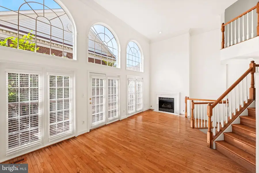 2505 Hunton Pl, Alexandria, VA 22311 - #3