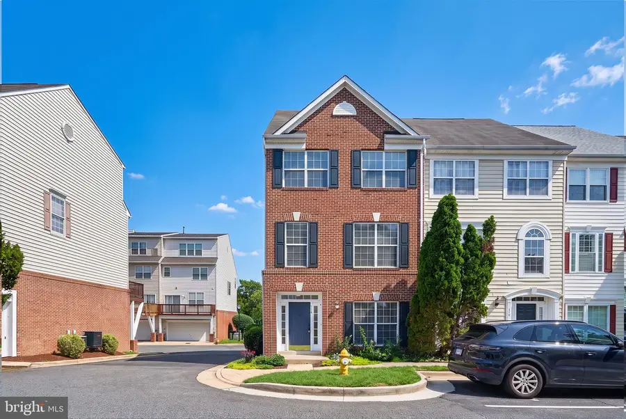 114 Meadows Ln, Alexandria, VA 22304 - #3