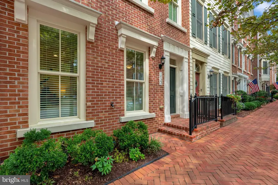1722 Potomac Greens Dr, Alexandria, VA 22314 - #3