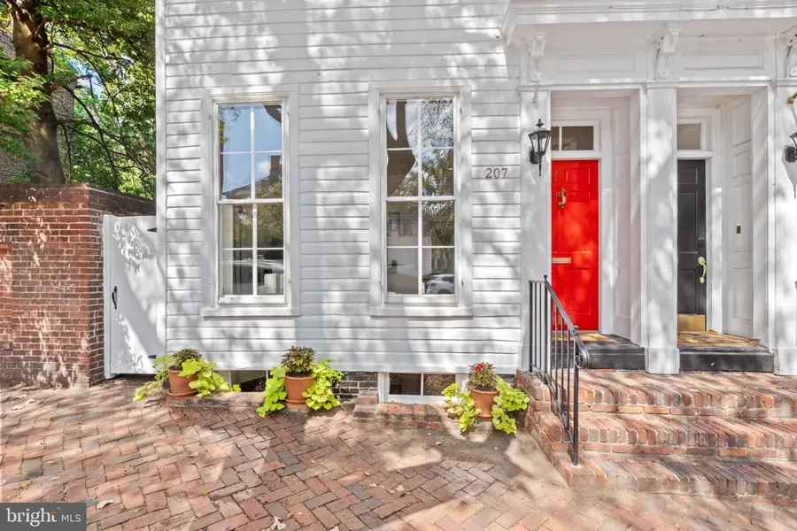 207 Cameron St, Alexandria, VA 22314 - #2