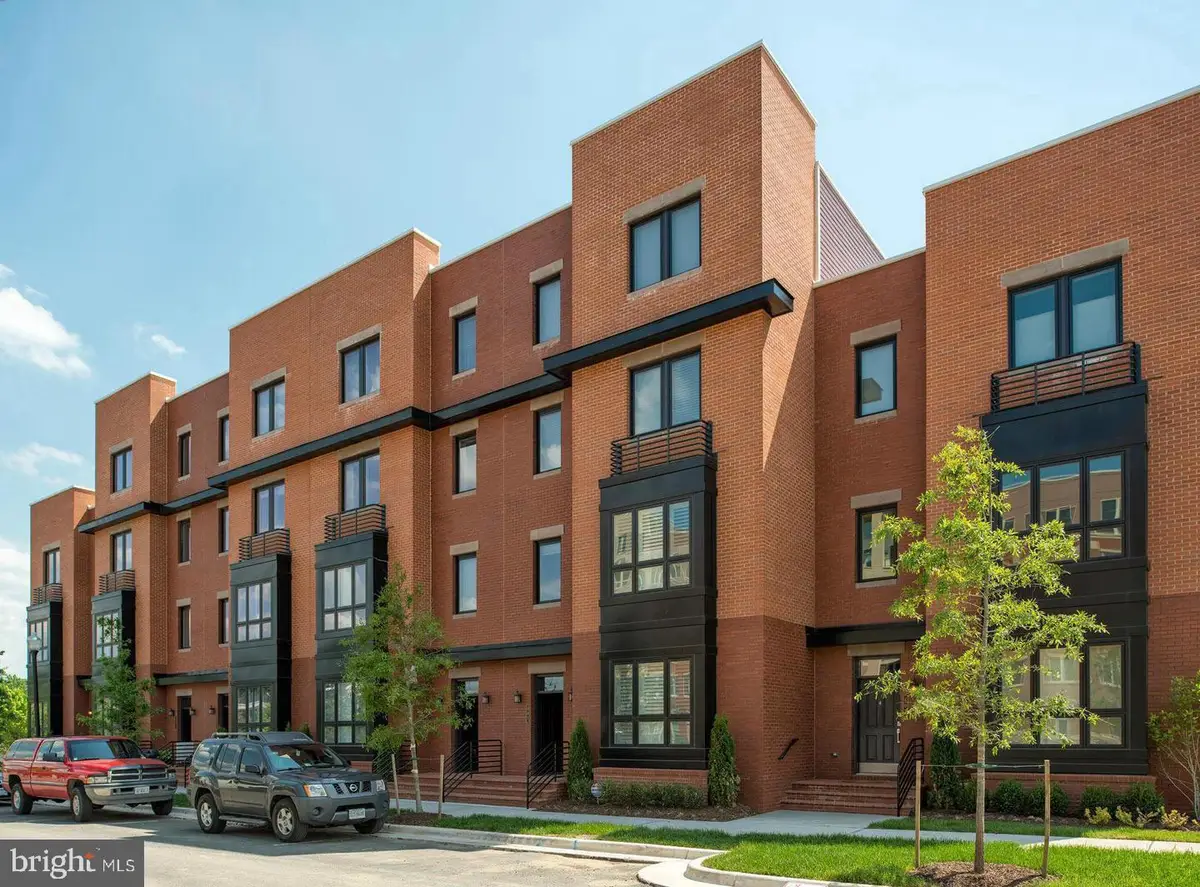1820 Potomac Ave, Alexandria, VA 22301 - #1