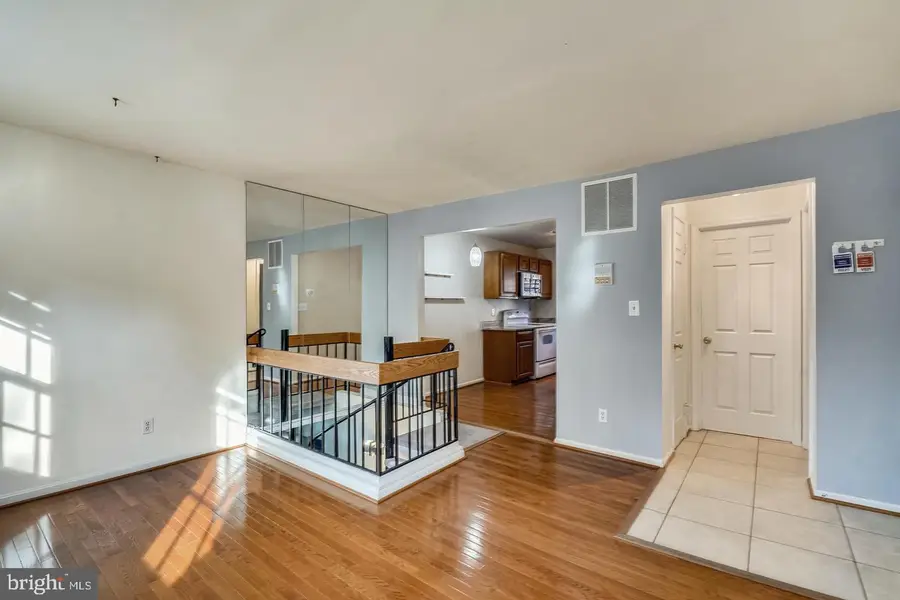 603 Bashford Ln #1, Alexandria, VA 22314 - #2