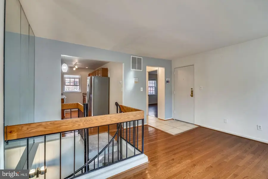 603 Bashford Ln #1, Alexandria, VA 22314 - #3