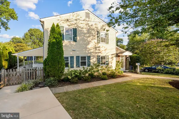 101 N Earley, ALEXANDRIA, VA 22304