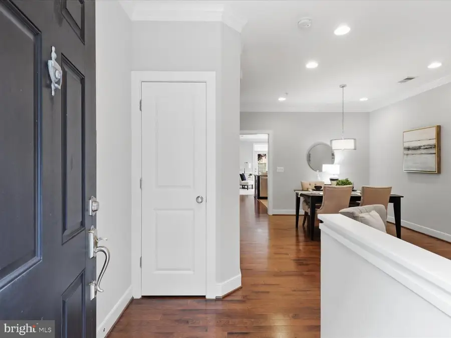 932 Columbus St N, Alexandria, VA 22314 - #3