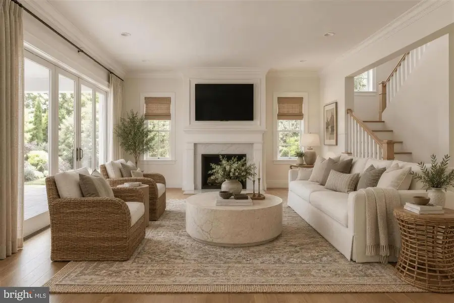 1208 Janneys Ln, Alexandria, VA 22302 - #2