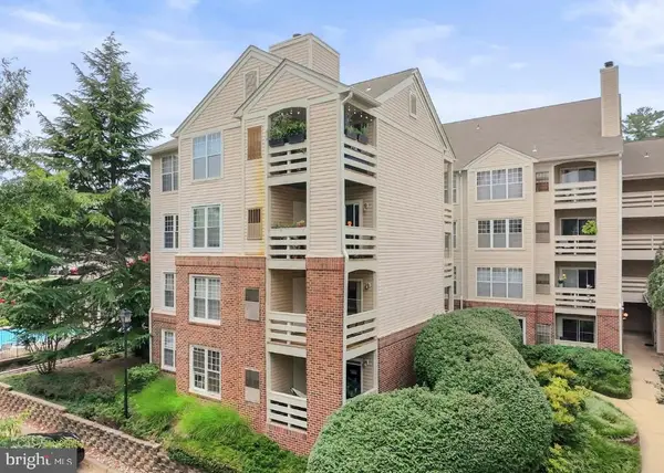 244 S Reynolds St #301, ALEXANDRIA, VA 22304