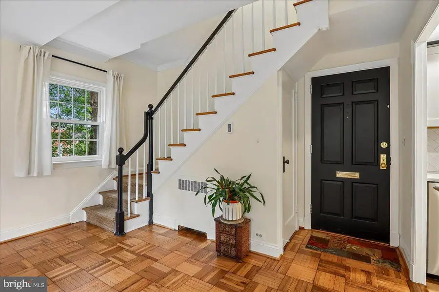 3118 Wellington Rd, Alexandria, VA 22302 - #3