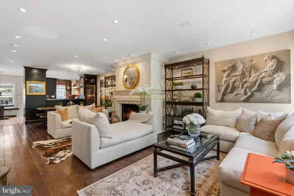 619 N West St, ALEXANDRIA, VA 22314
