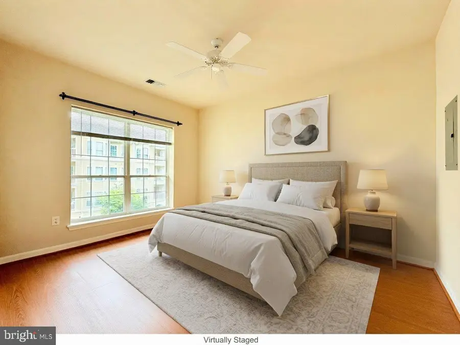 4550 Strutfield Ln #2410, Alexandria, VA 22311 - #3